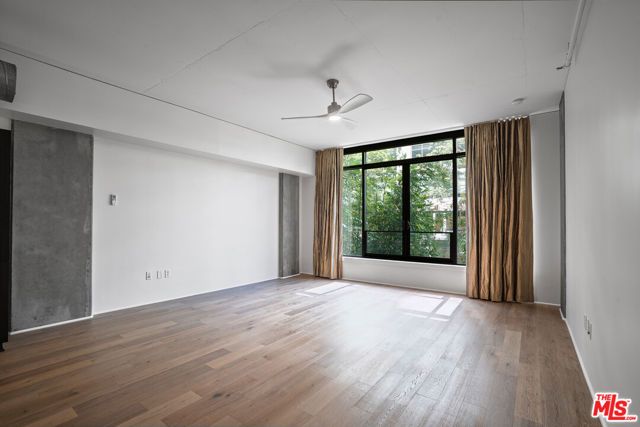1111 S Grand Avenue 607, Los Angeles, CA 90015