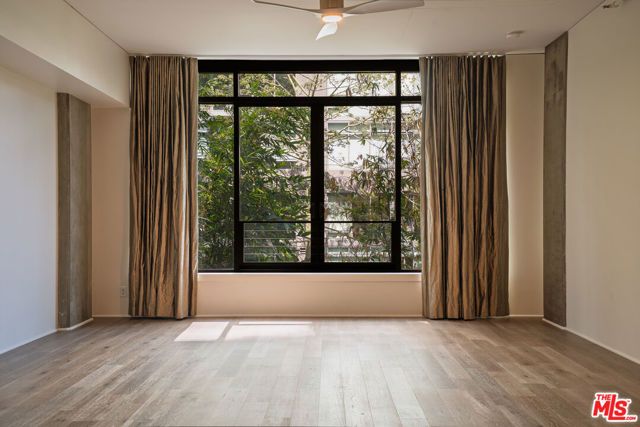 1111 S Grand Avenue 607, Los Angeles, CA 90015