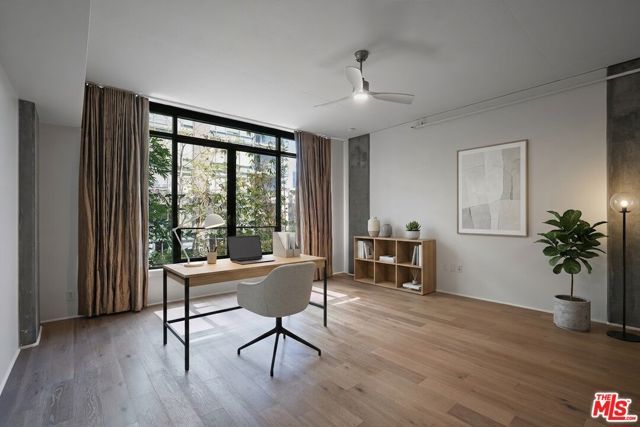 1111 S Grand Avenue 607, Los Angeles, CA 90015