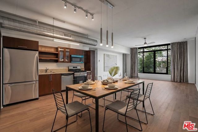 1111 S Grand Avenue 607, Los Angeles, CA 90015