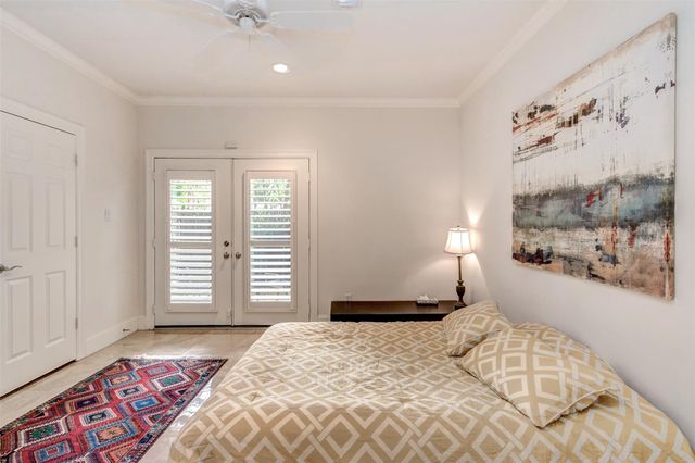 1916 W Bell Street A, Houston, TX 77019