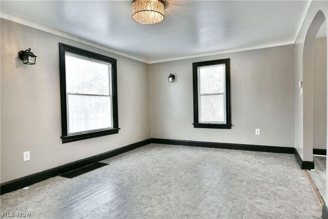 4035 W Market Street, Leavittsburg, OH 44430