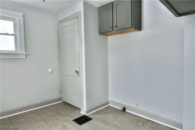 4035 W Market Street, Leavittsburg, OH 44430