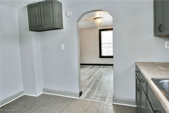 4035 W Market Street, Leavittsburg, OH 44430