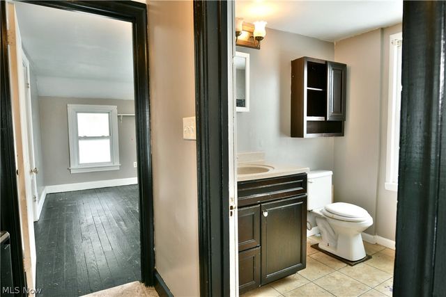 4035 W Market Street, Leavittsburg, OH 44430