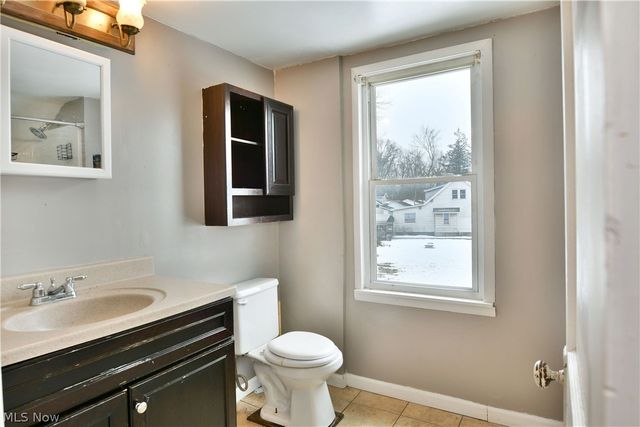 4035 W Market Street, Leavittsburg, OH 44430