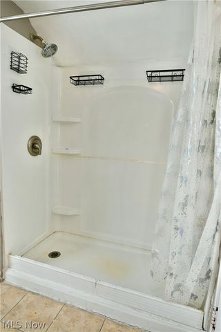 4035 W Market Street, Leavittsburg, OH 44430