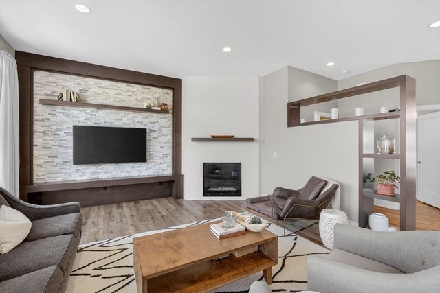 1053 Aaron Court, Adel, IA 50003