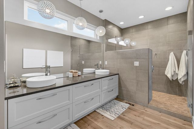 1053 Aaron Court, Adel, IA 50003