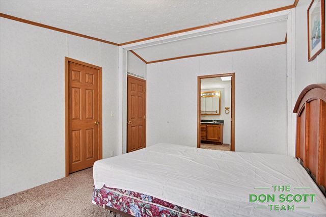 13749 Bluebell Lane, Cedar Springs, MI 49319