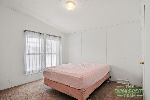 13749 Bluebell Lane, Cedar Springs, MI 49319