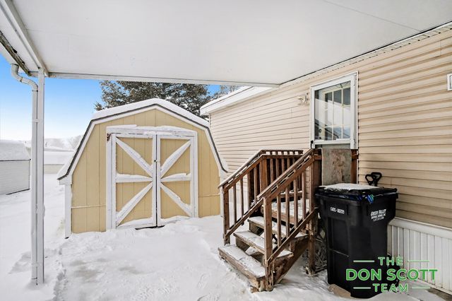 13749 Bluebell Lane, Cedar Springs, MI 49319