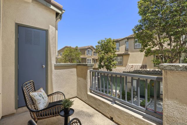 1562 Paseo Aurora, San Diego, CA 92154