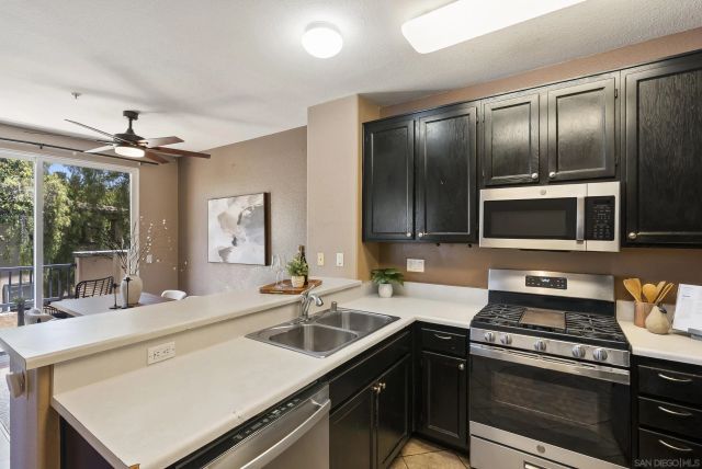 1562 Paseo Aurora, San Diego, CA 92154