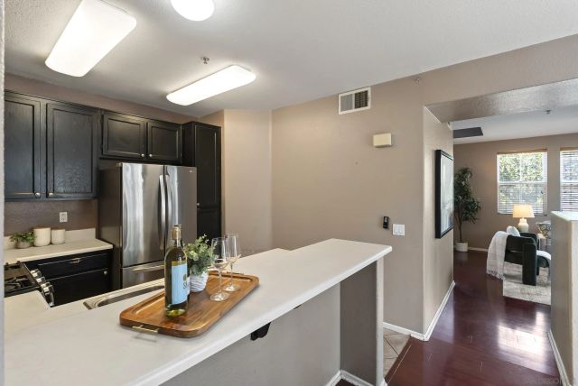 1562 Paseo Aurora, San Diego, CA 92154