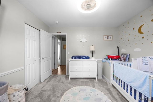 615 Country Lake Drive, St Peters, MO 63376