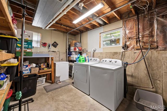 615 Country Lake Drive, St Peters, MO 63376
