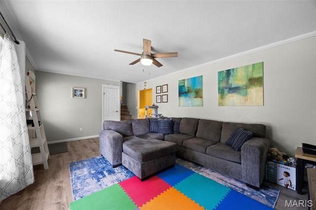 615 Country Lake Drive, St Peters, MO 63376