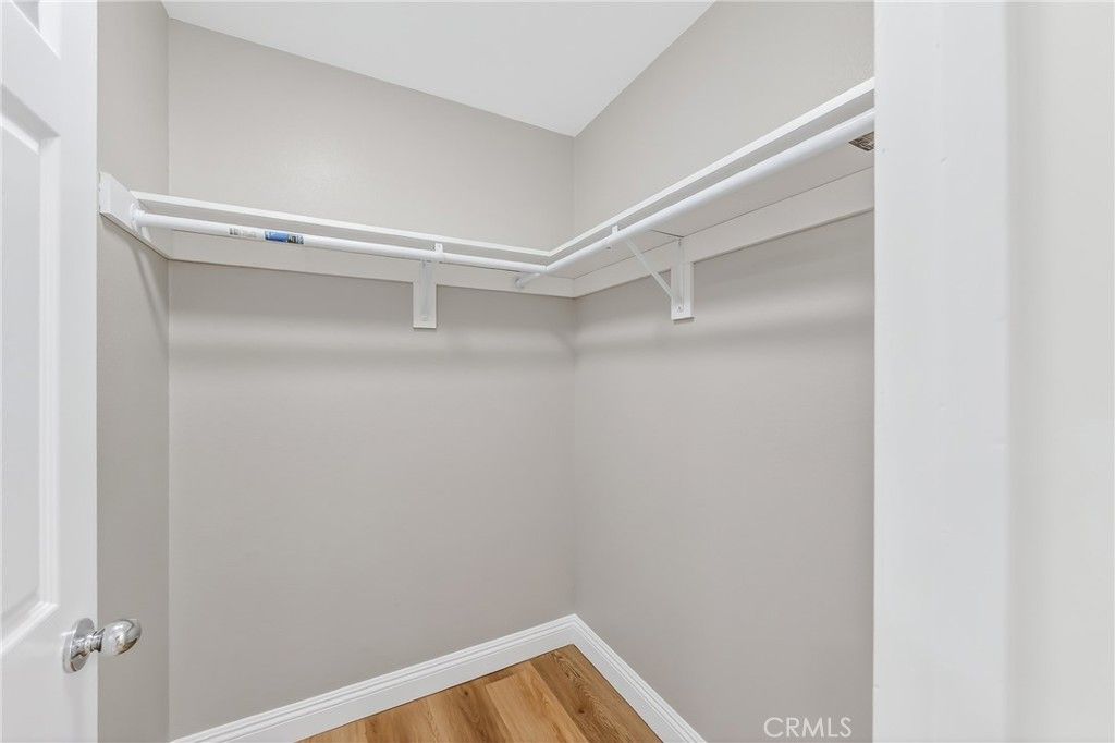 Image 20 of property listing at 241 W Alton Avenue B, Santa Ana, CA 92707