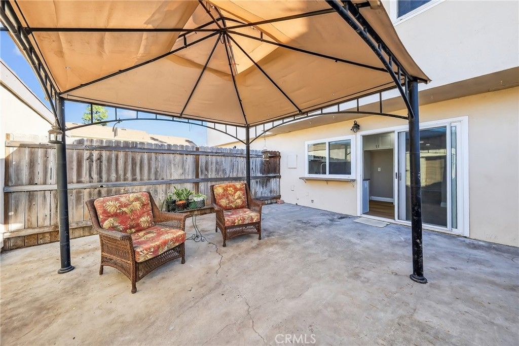 Image 24 of property listing at 241 W Alton Avenue B, Santa Ana, CA 92707