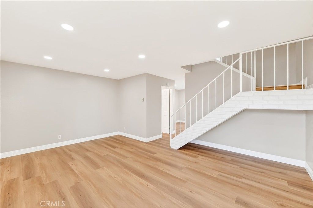 Image 8 of property listing at 241 W Alton Avenue B, Santa Ana, CA 92707