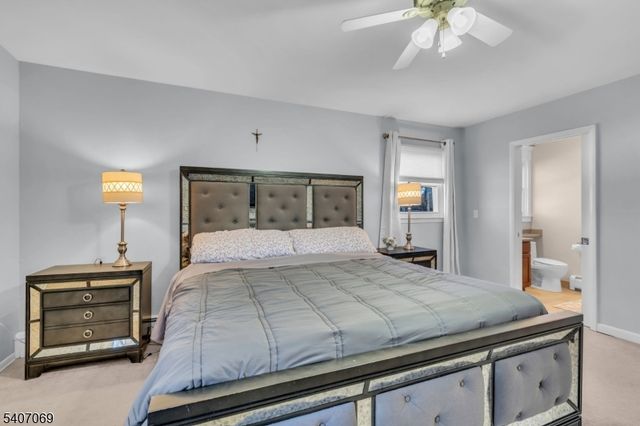 28 Toby Dr, Roxbury Twp., NJ 07876