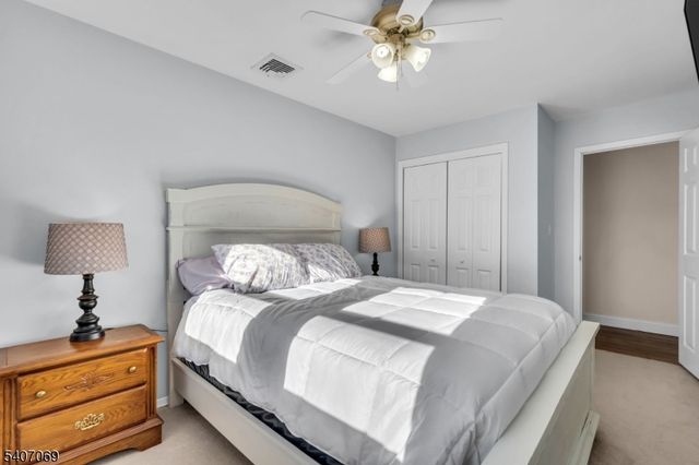 28 Toby Dr, Roxbury Twp., NJ 07876