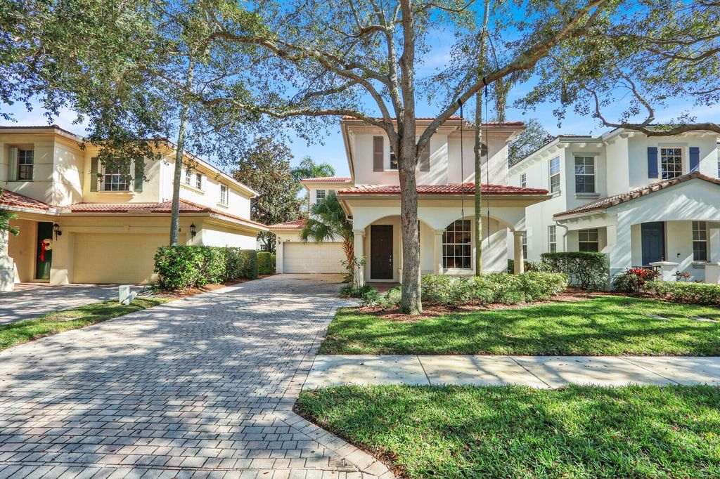 354 November Street, Palm Beach Gardens, FL 33410