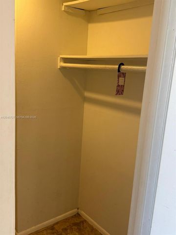 1990 Marseille Dr 303, Miami Beach, FL 33141