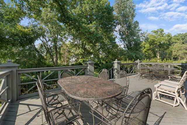 1018 Gateway Ln, Nashville, TN 37220