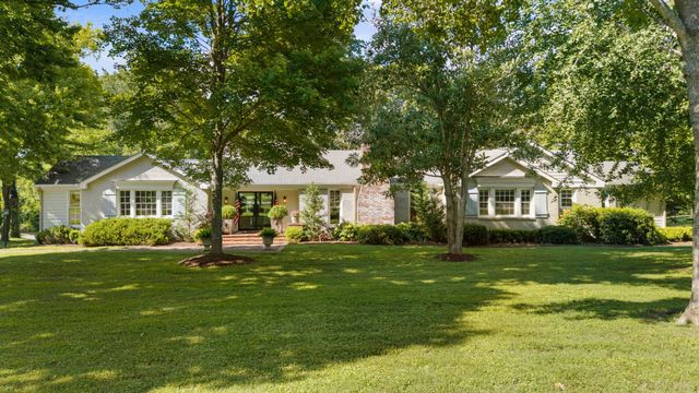 1018 Gateway Ln, Nashville, TN 37220