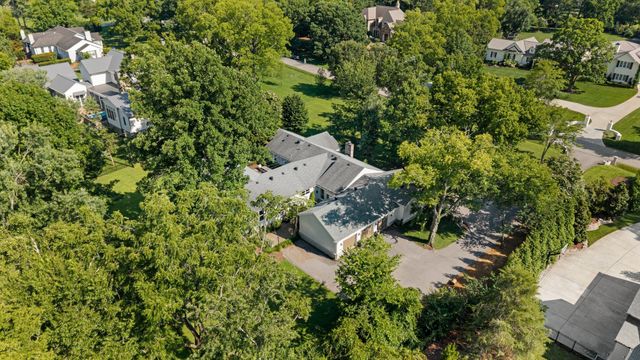 1018 Gateway Ln, Nashville, TN 37220