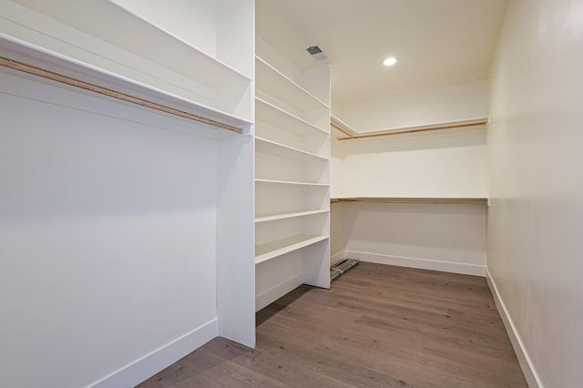 1890 Arrowhead Dr, Paradise, CA 95969