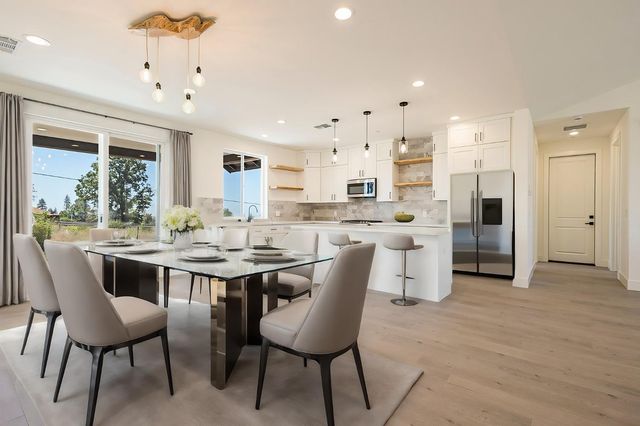 1890 Arrowhead Dr, Paradise, CA 95969