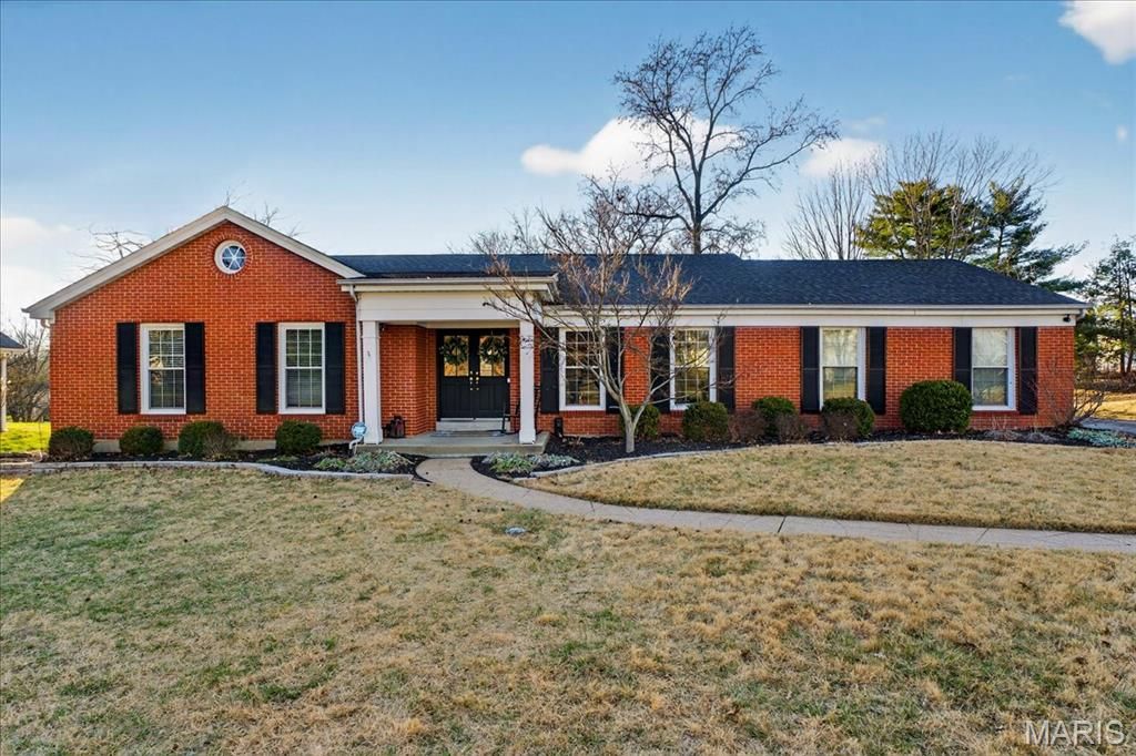 14778 Plumas Drive, Chesterfield, MO 63017