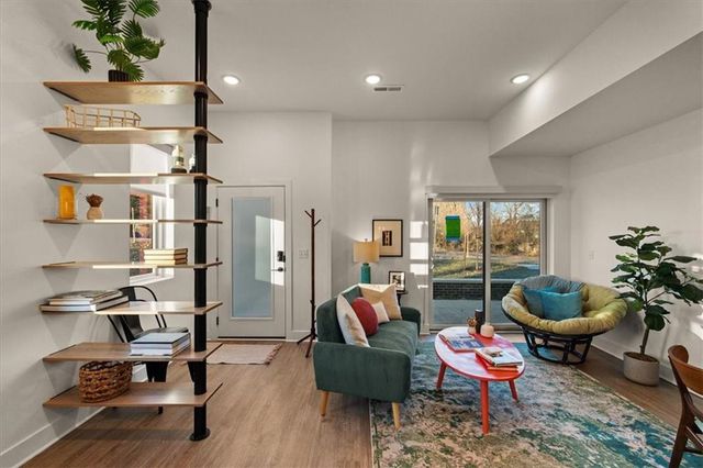 1209 E 29th Street, Kansas City, MO 64109