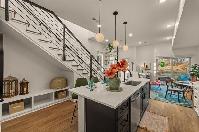 1209 E 29th Street, Kansas City, MO 64109