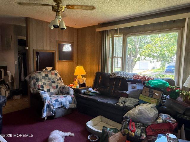 35 Schooner Avenue, Barnegat, NJ 08005