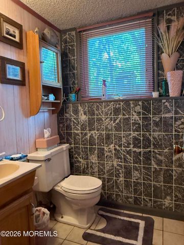 35 Schooner Avenue, Barnegat, NJ 08005