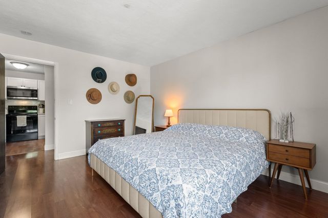 159 Bittersweet Ln 121, Randolph, MA 02368