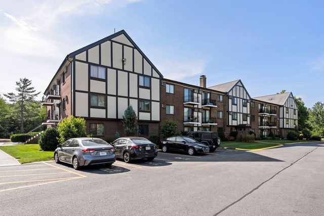 159 Bittersweet Ln 121, Randolph, MA 02368