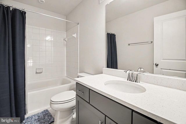 431 SNOWBERRY LN, Fredericksburg, VA 22405