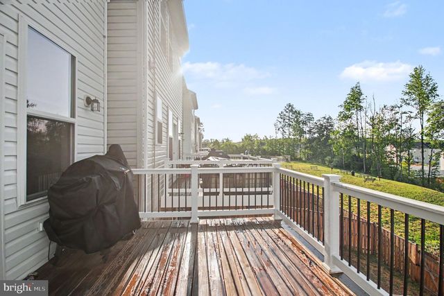 431 SNOWBERRY LN, Fredericksburg, VA 22405