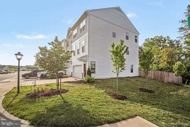 431 SNOWBERRY LN, Fredericksburg, VA 22405