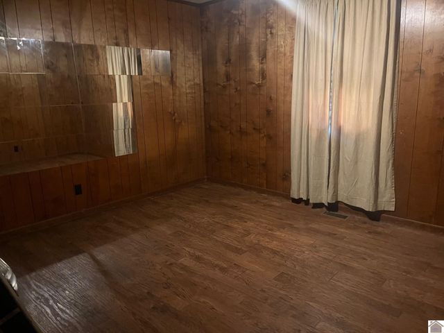 11235 Mann Street, Kevil, KY 42053