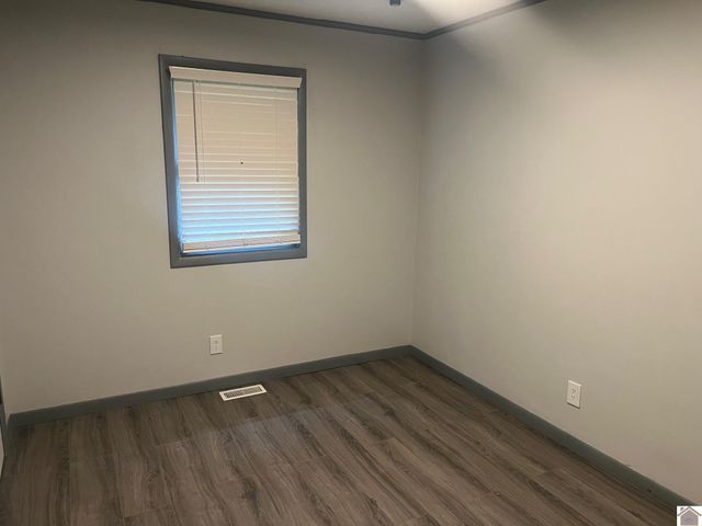 11235 Mann Street, Kevil, KY 42053