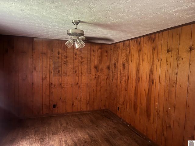 11235 Mann Street, Kevil, KY 42053