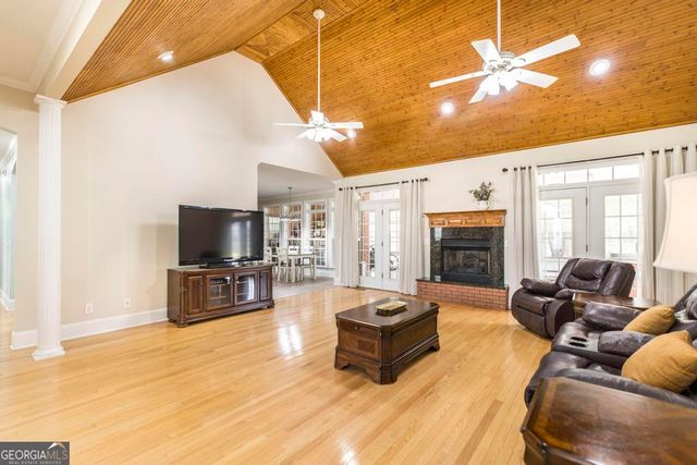 206 Jester Lane, Kathleen, GA 31047