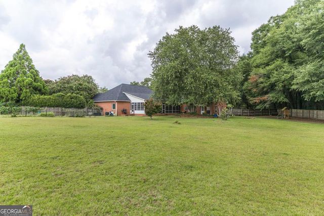 206 Jester Lane, Kathleen, GA 31047