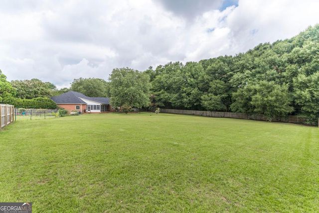 206 Jester Lane, Kathleen, GA 31047